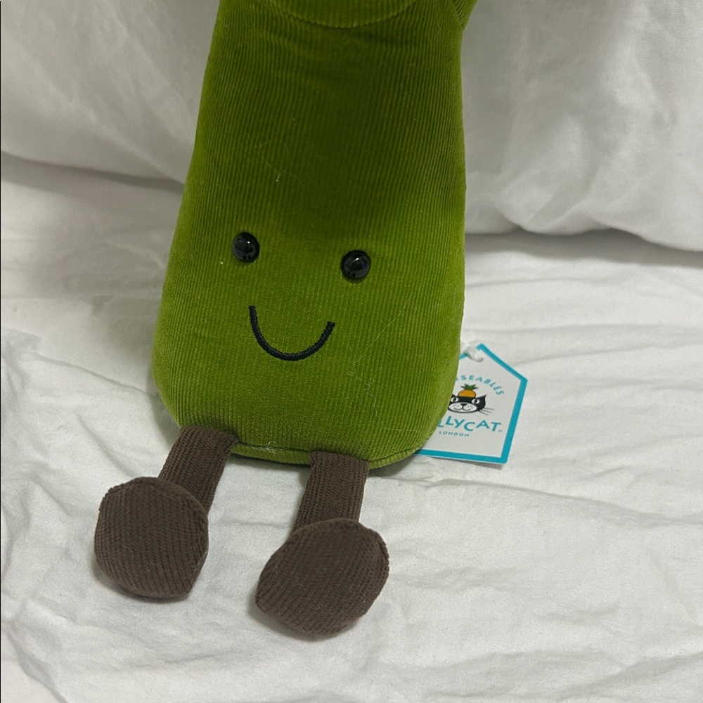 Jellycat Broccoli Plush Toy - Picture 2 of 9
